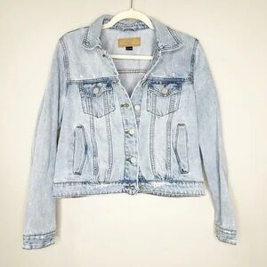Forever 21 Light Wash Denim Jacket